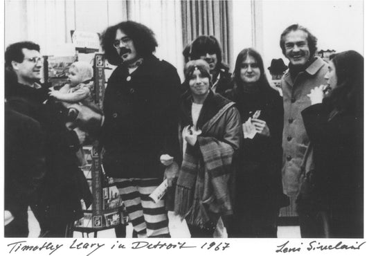 Timothy Leary Leni Sinclair photo